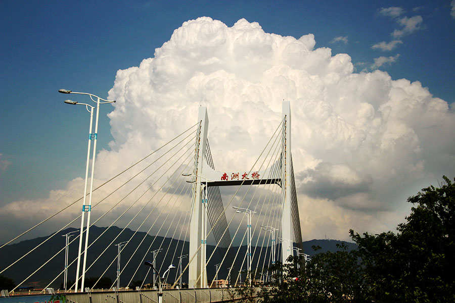桂林南洲大桥桥面防水